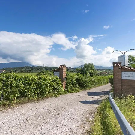 Tenuta Naiano Raffaello 카바욘베로네세